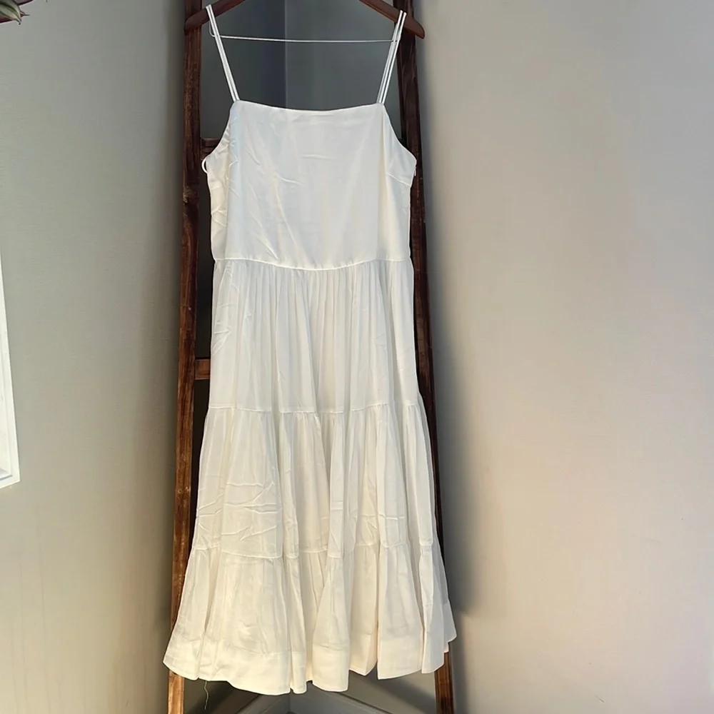 BEAUTIFUL  DRESS!!!!!! - Picture 2 of 15